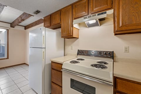 1717 S Cypress St #1424, Wichita, KS, 67207 photo 18