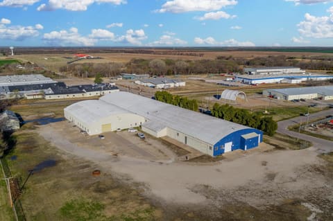 202 E Hillside, Wellington, KS, 67152 photo 3