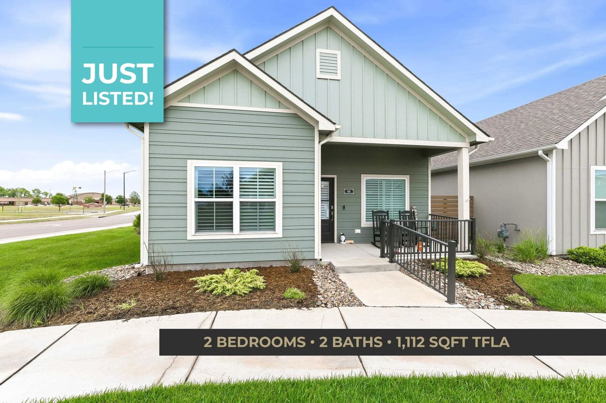 441 E Douglas Ave, Andover, KS, 67002-8973