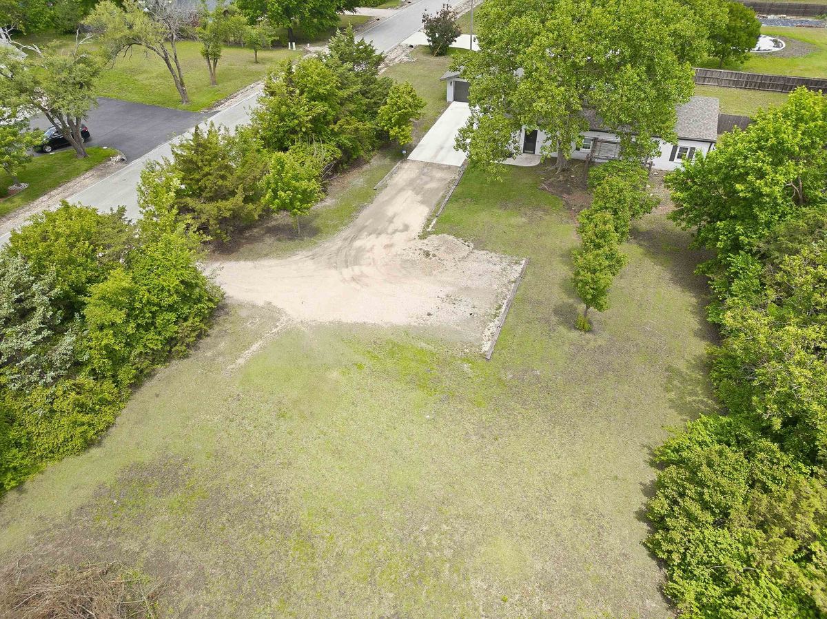 2350 S Bedford St, Wichita, KS, 67207