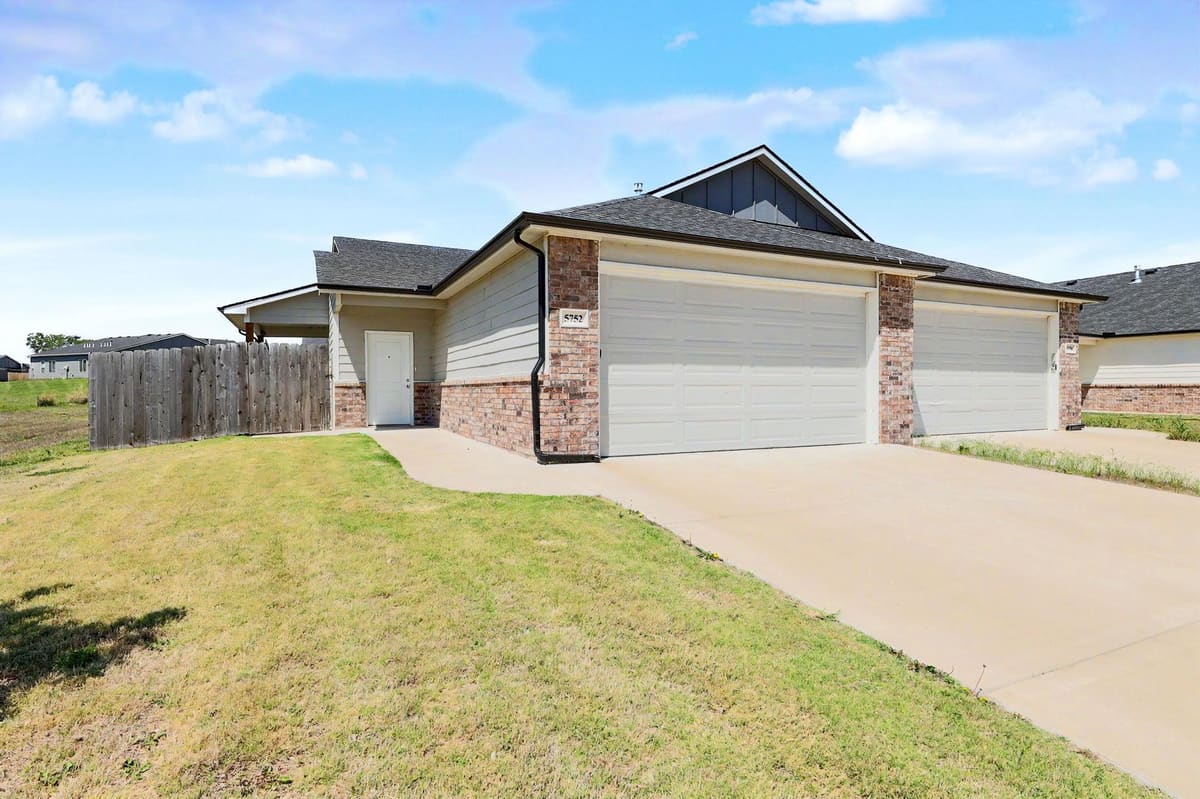 5752 E Bristol Street, Wichita, KS, 67220