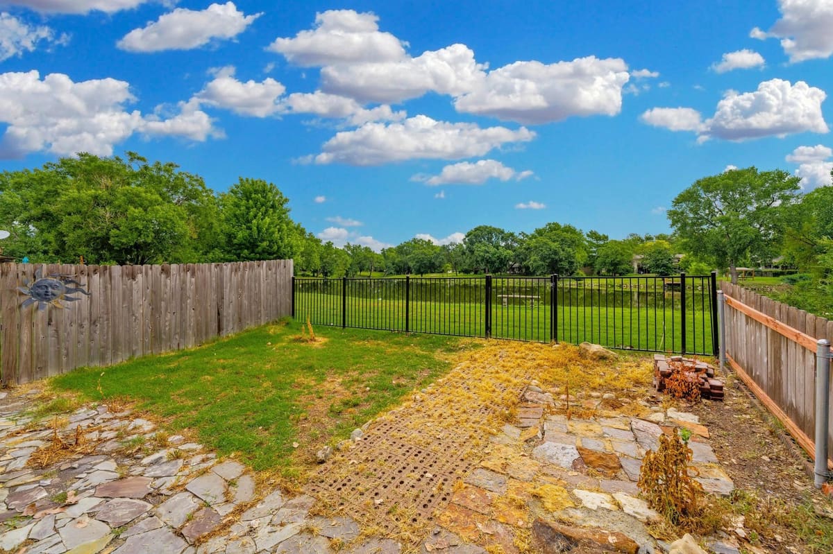 8201 E Harry, Wichita, KS, 67207