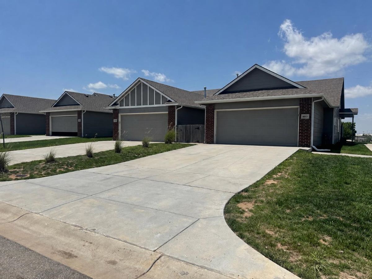 8010-8012 E 34th Ct S, Wichita, KS, 67210-1512