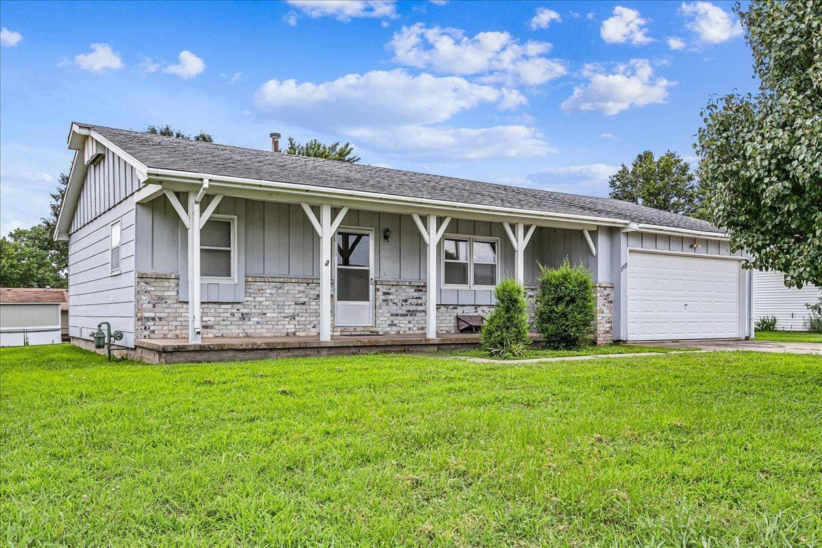 1709 W 5th Ave, El Dorado, KS, 67042
