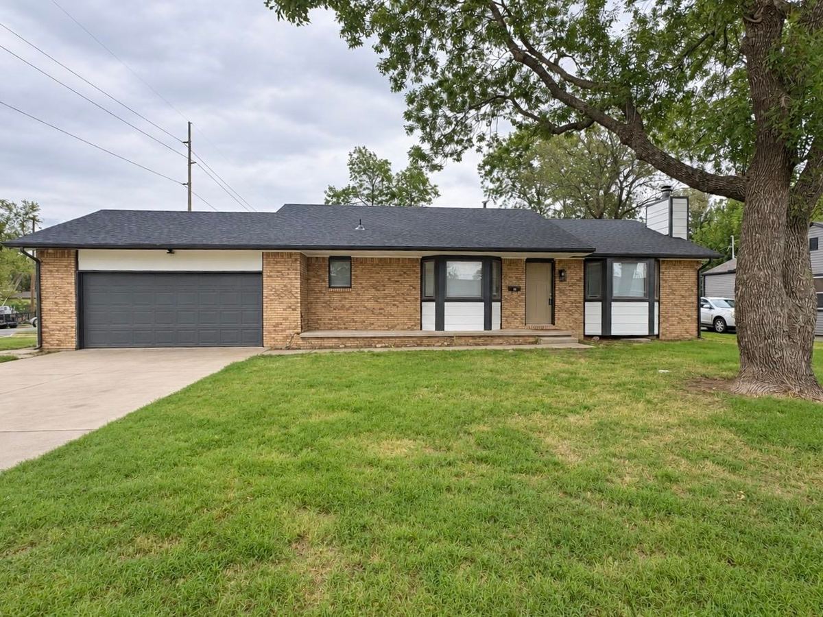 2010 S Glenn, Wichita, KS, 67213