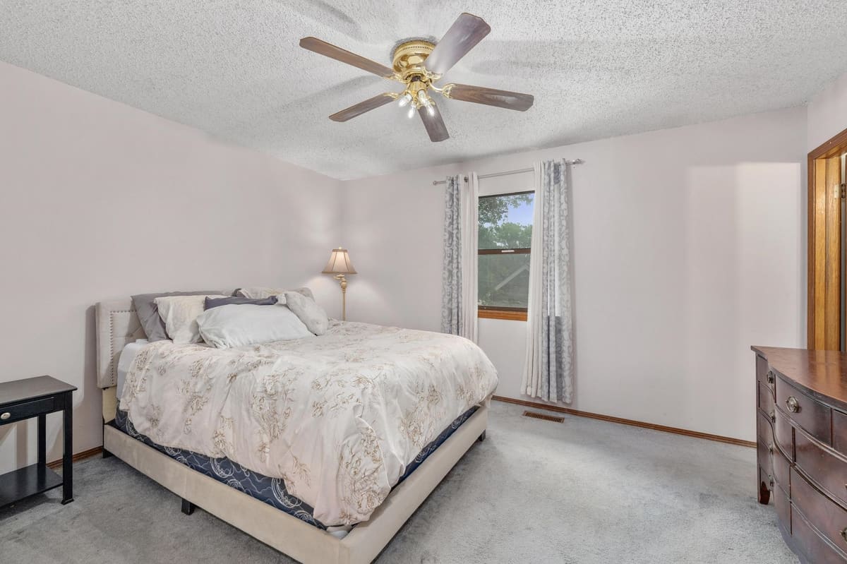 3 N Willow, Mulvane, KS, 67110