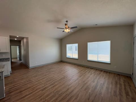 2969 S BUNKER HILL CT #100 & #200, Wichita, KS, 67210 photo 3