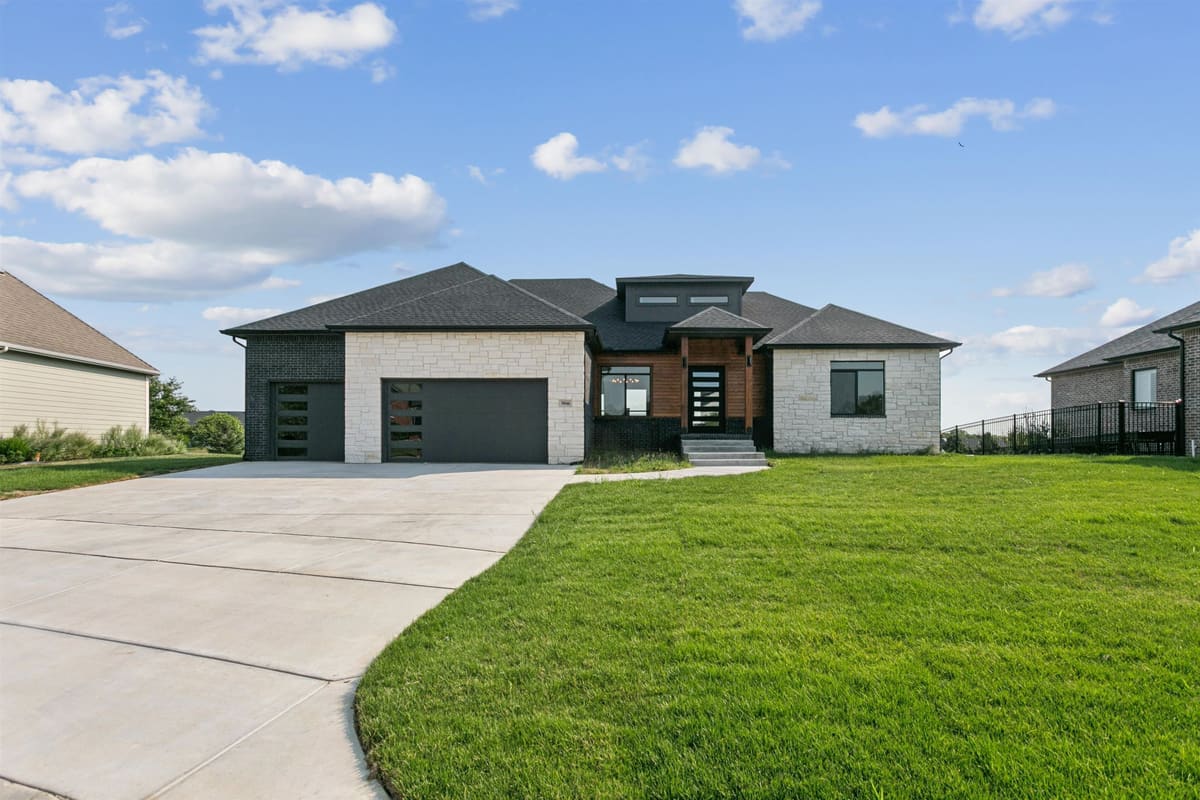 5046 N Remington St., Bel Aire, KS, 67226