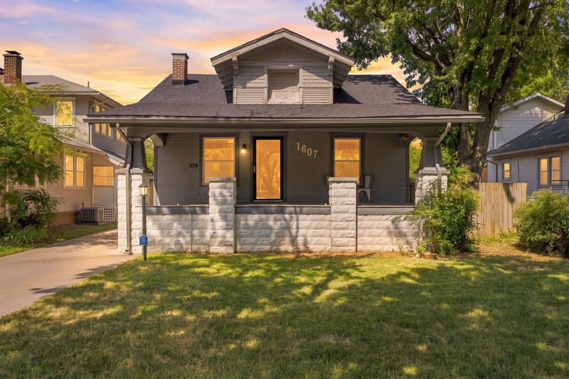 1607 N Fairview, Wichita