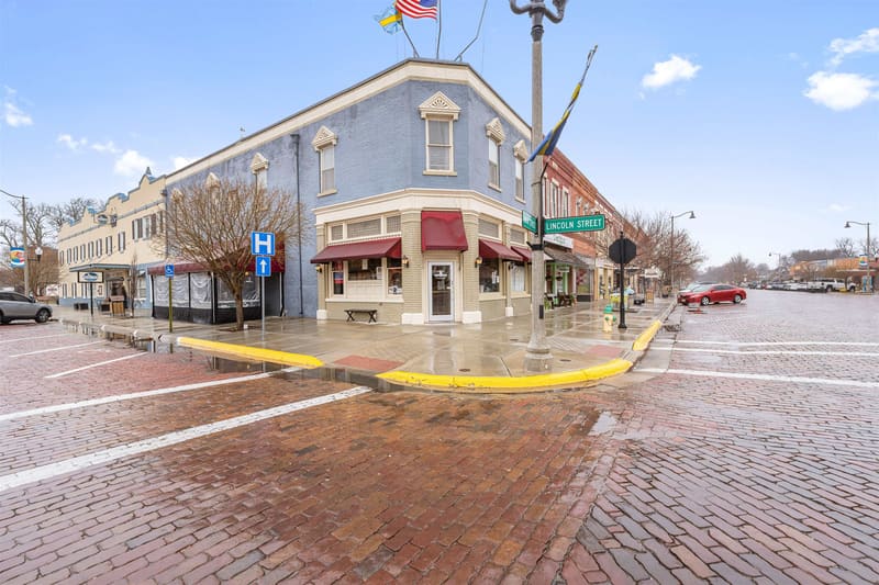101 N Main St., Lindsborg