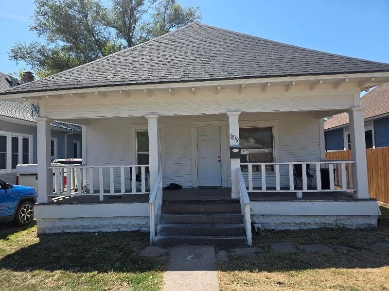 1819 W Maple, Wichita