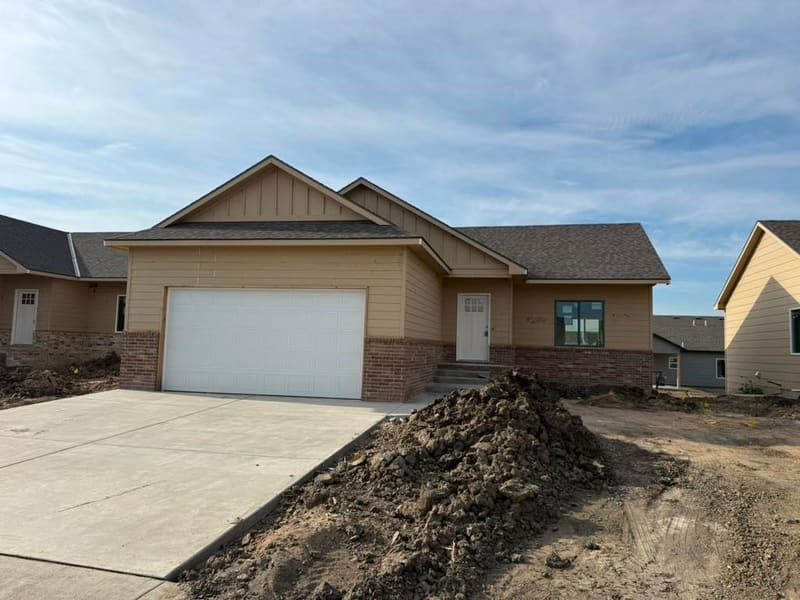 8967 E Joshua St, Bel Aire