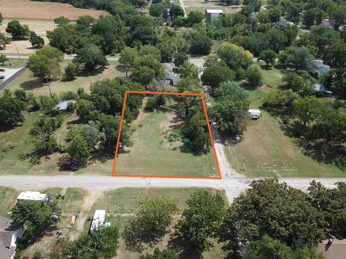 511 N Pennsylvania, Howard, KS, 67349
