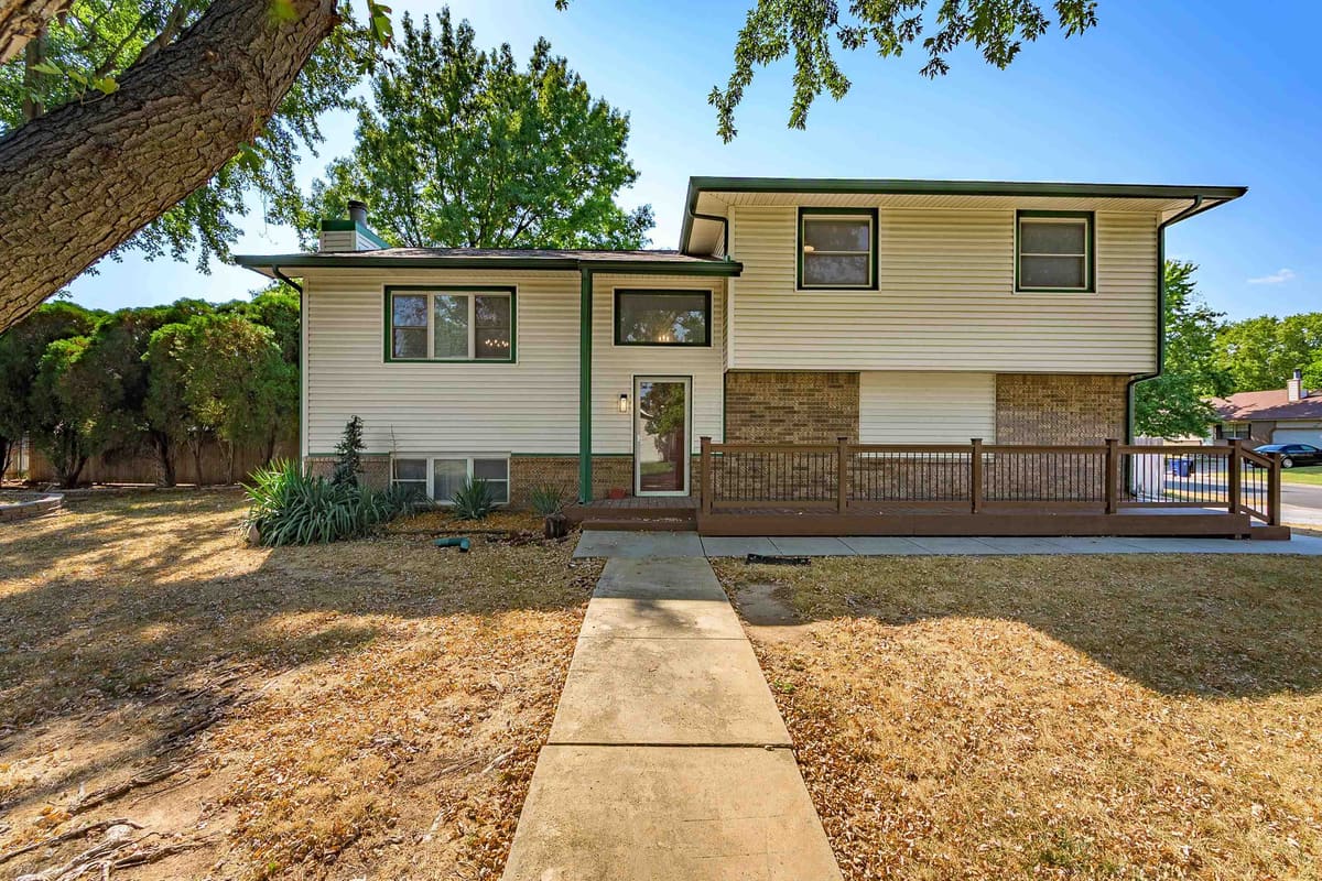 255 N Parkdale St, Wichita, KS, 67212-5930