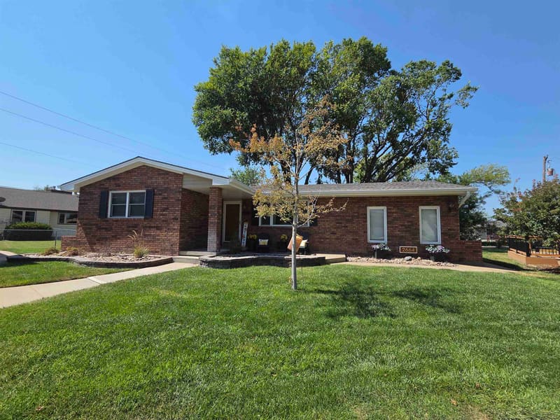 2664 Summer Ln., Salina