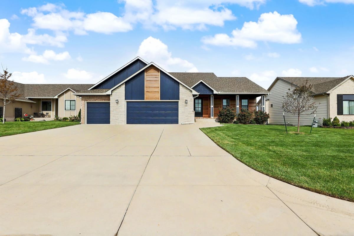 2117 S Michelle, Wichita, KS, 67207