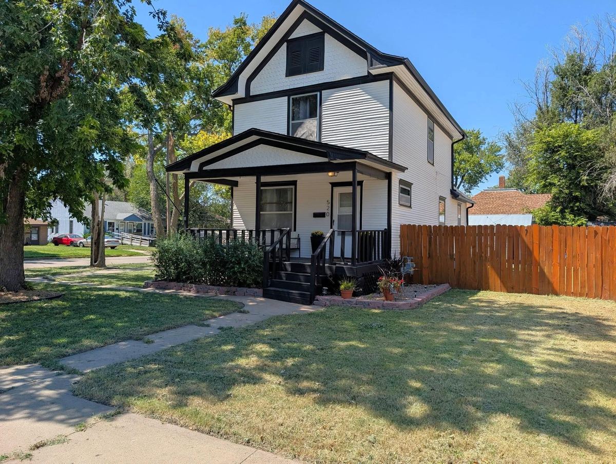 520 S 10th St, Salina, KS, 67401