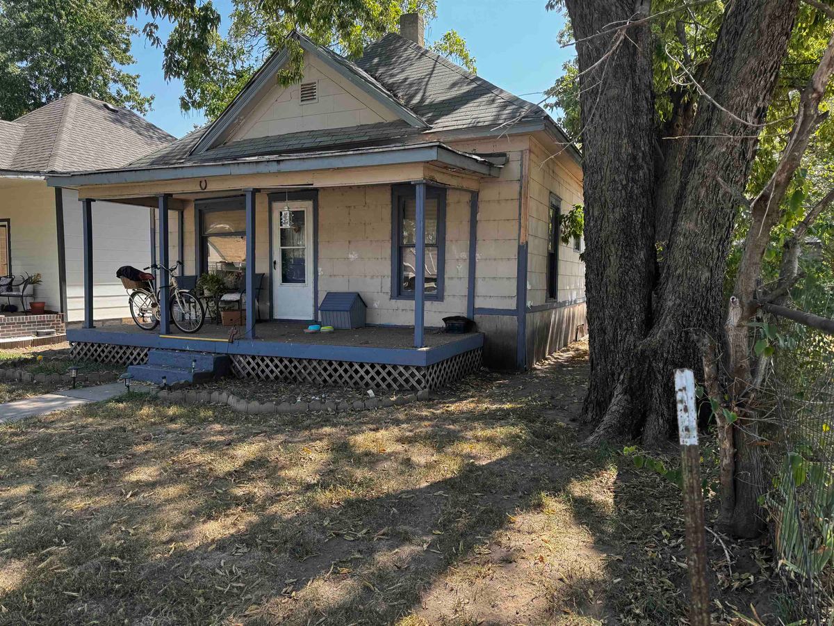 121 E Campbell St, Hutchinson, KS, 67501