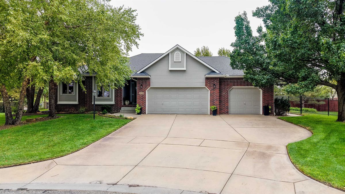 2525 W Keywest Ct, Wichita, KS, 67204