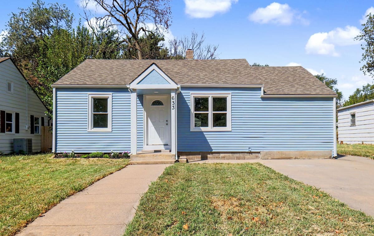 633 N Ridgewood Dr., Wichita, KS, 67208
