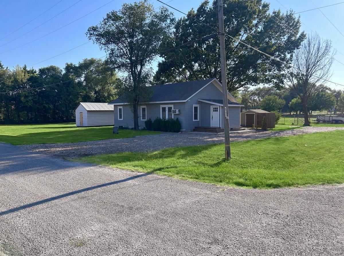 523 3rd, Atlanta, KS, 67008