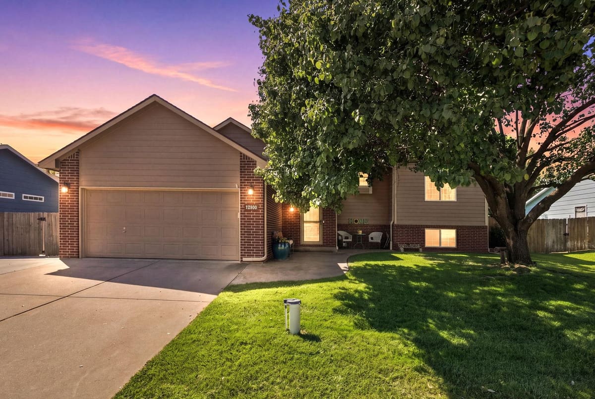 10205 W Haskell, Wichita, KS, 67209