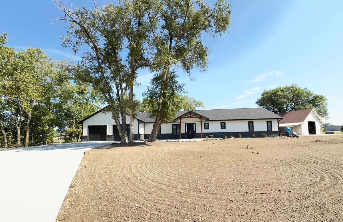 115 E 20th, Beloit, KS, 67420
