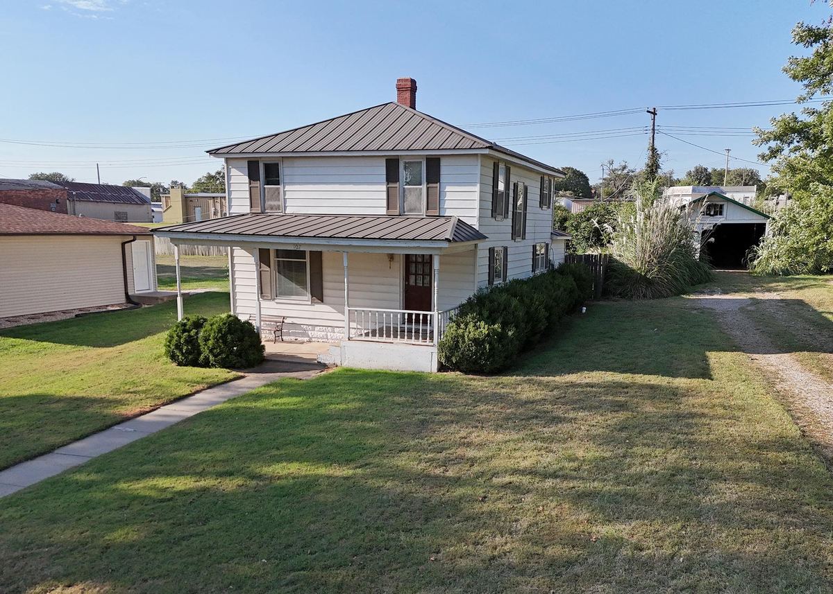 107 E Bartlett St, Clifton, KS, 66937