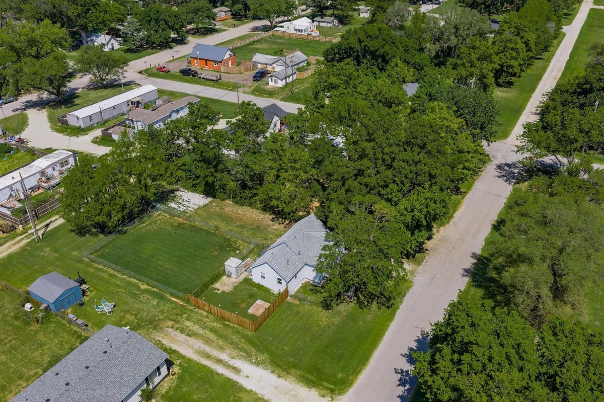 617 N Washington St, Belle Plaine, KS, 67013