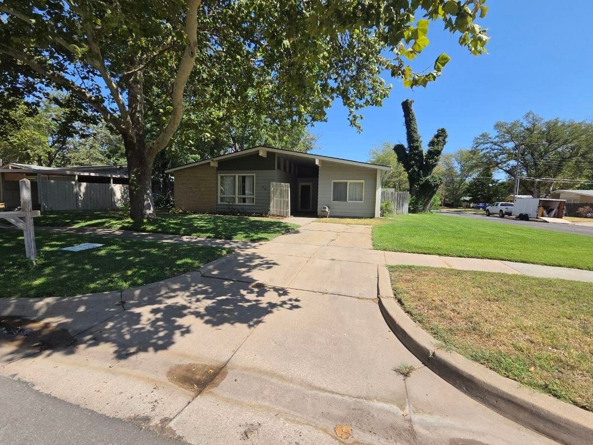 3802 W DEL SIENNO ST, Wichita, KS, 67203-4319