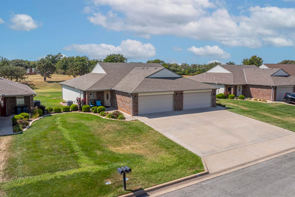 3607 Lakeshore Dr., Winfield, KS, 67156