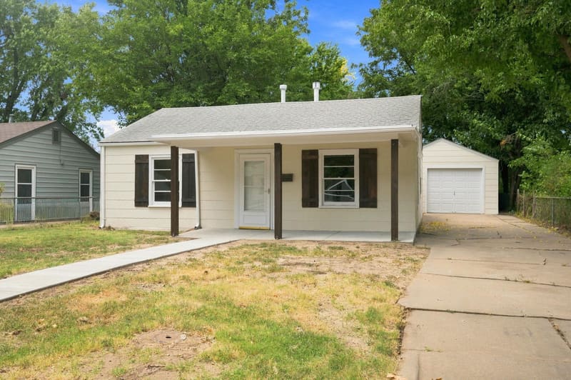 2101 S Madison Ave, Wichita
