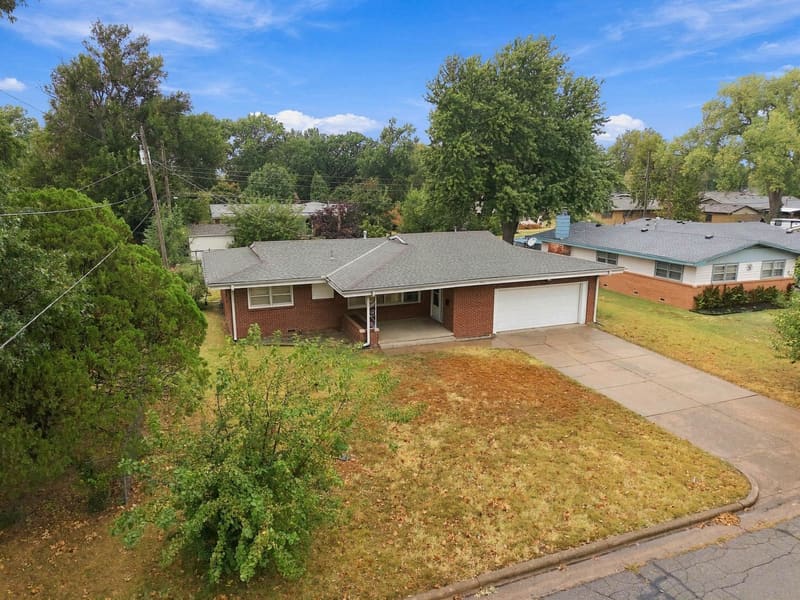 7826 W Quail Ln, Wichita