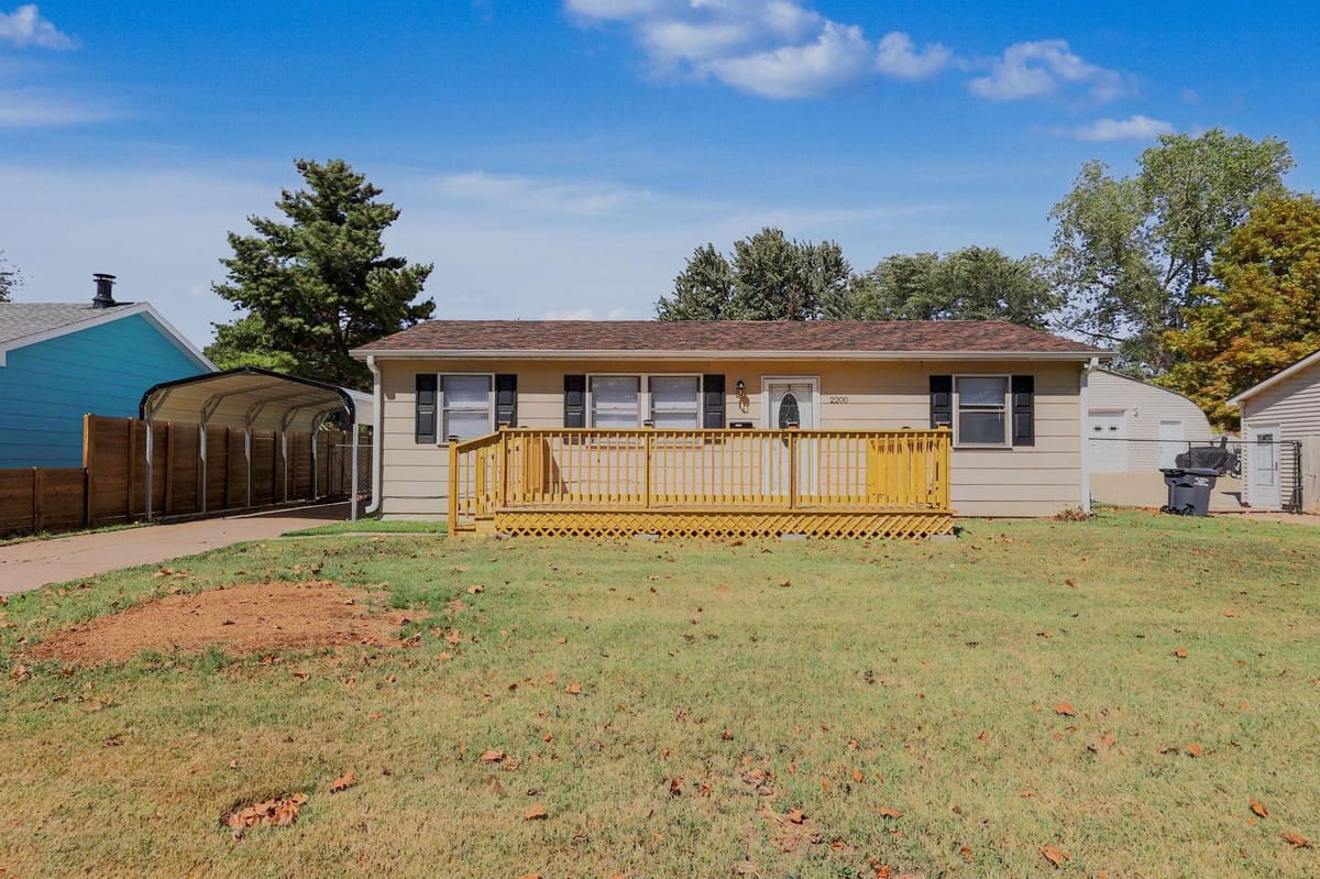 2200 E 53rd, Wichita, KS, 67216