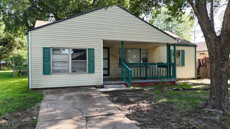 134 Stanley Dr., Arkansas City