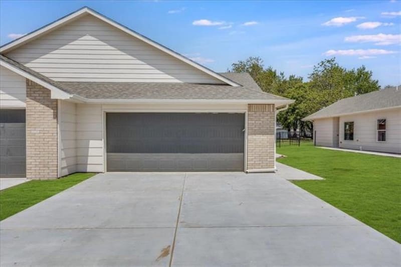 1629 S Limuel St, Wichita