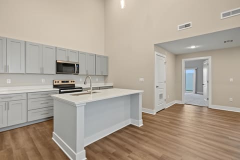 1302 Steve Hawley Ln., Salina, KS, 67401 photo 4