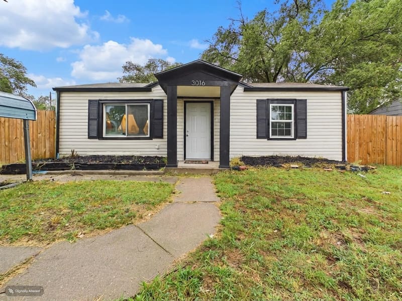 3016 E Locust St, Wichita