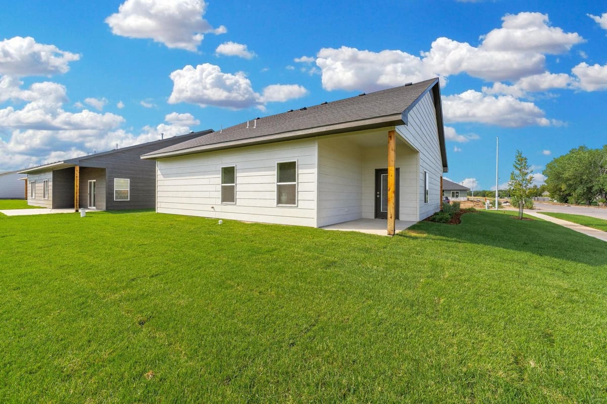701 N Wheatland Ct, Wichita, KS, 67235