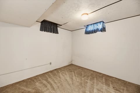 1711 James St, Hutchinson, KS, 67502 photo 22