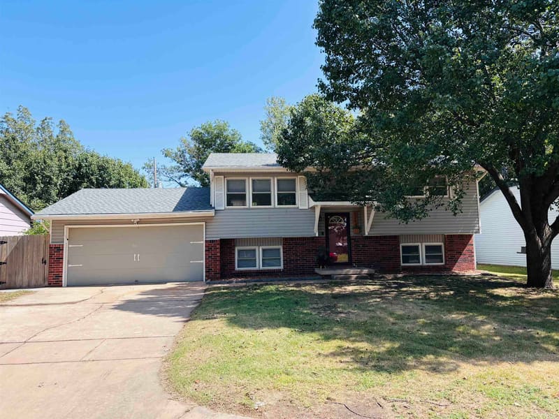 3214 S McComas, Wichita