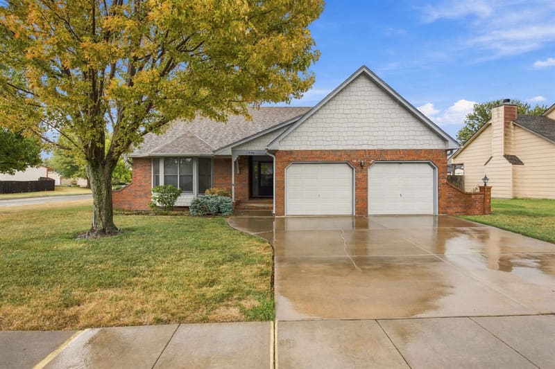 1986 S Longford St., Wichita