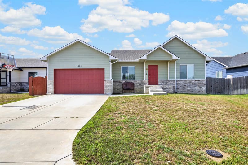 5021 S Chase Ave, Wichita