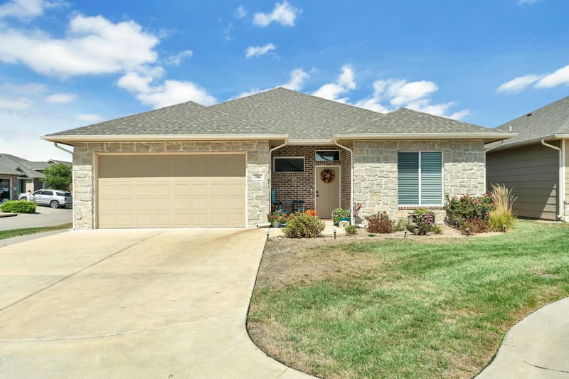 744 N Thornton, Wichita