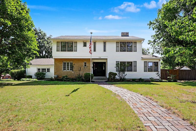 124 N Summit St, El Dorado
