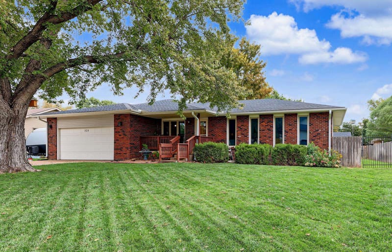820 Surrey, Maize