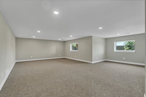 3133 Pine Grove Cir, Wichita, KS, 67205 photo 23