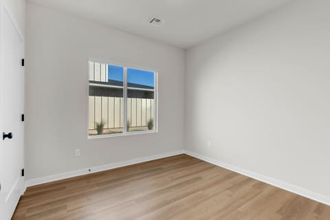 160 & 162 N Gowen St, Goddard, KS, 67052 photo 20