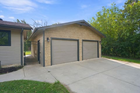 626 S Atherton, Maize, KS, 67101 photo 3