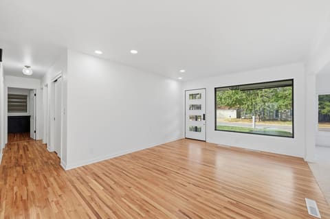 626 S Atherton, Maize, KS, 67101 photo 6